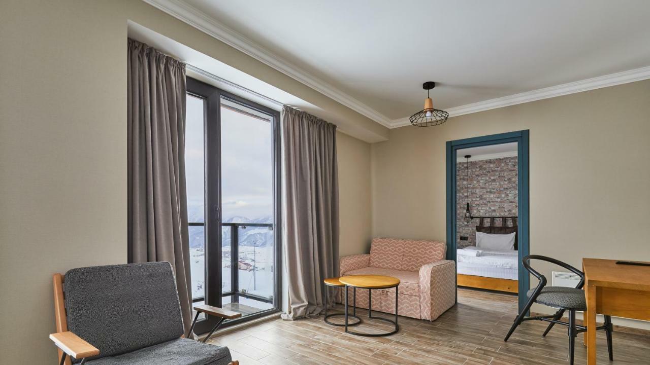 Gudauri Loft Hotel Exterior photo Suite