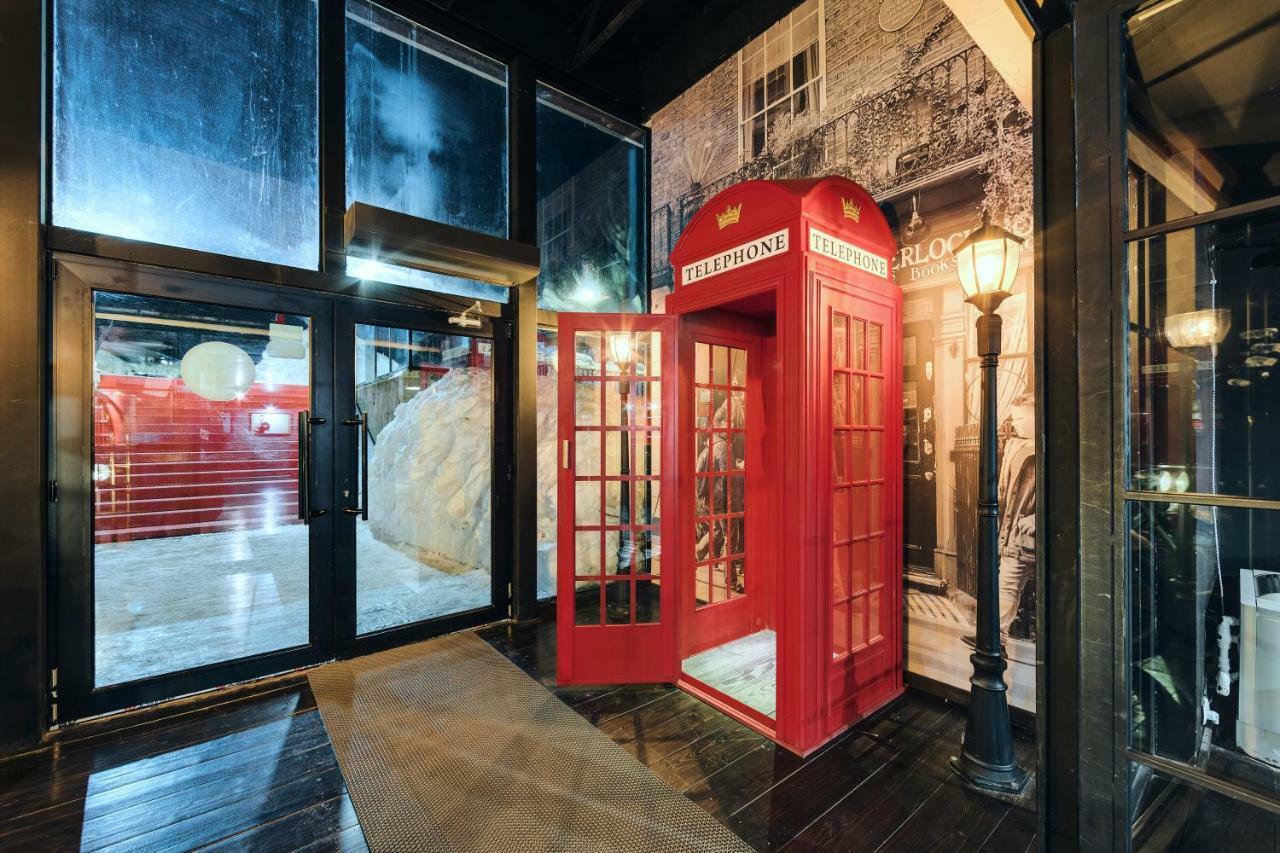 Gudauri Loft Hotel Exterior photo The phone booth at the entrance of the hotel