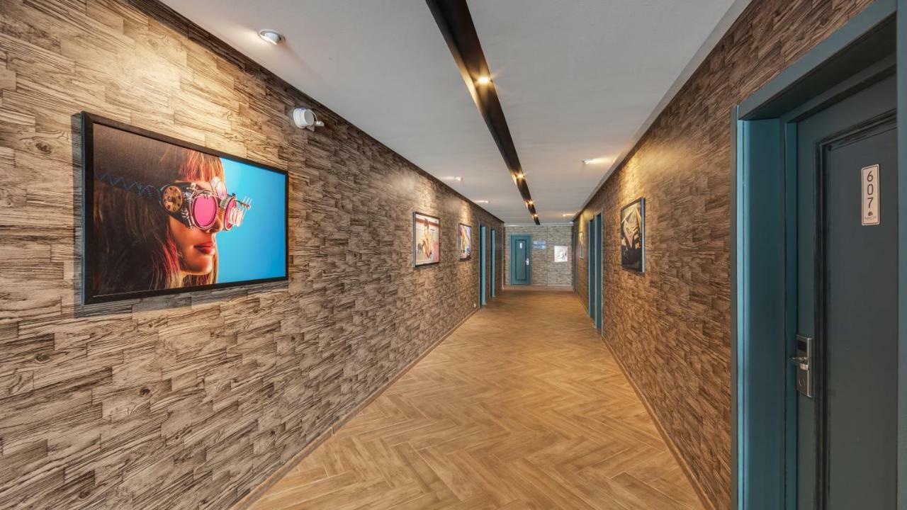 Gudauri Loft Hotel Exterior photo 3D rendering of a corridor